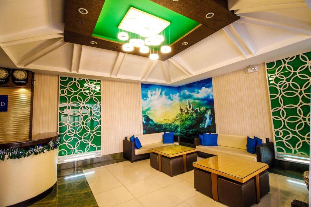 קואזון סיטי Hotel Dream World Araneta Cubao מראה חיצוני תמונה